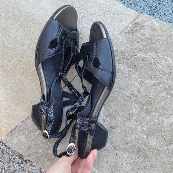 Aravon by new balance Serena AAO02BK Black Sandleather upper sandals sz10 - Picture 4 of 11